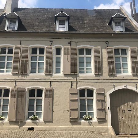 Aux Remparts De Montreuil Bed & Breakfast Montreuil  Luaran gambar